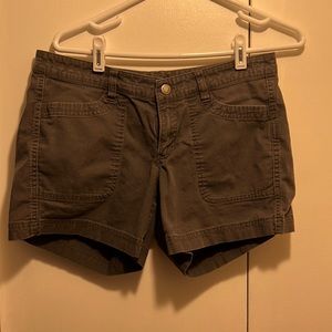 North Face Shorts. Size 6.